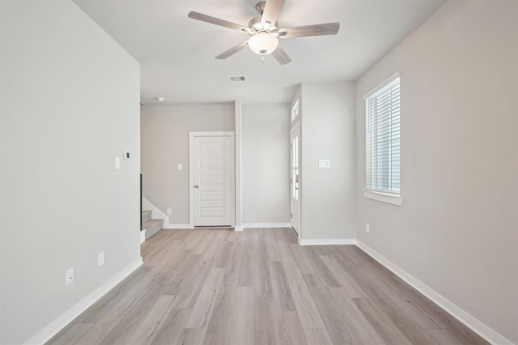 537 Morning Tide Lane, Kemah, Texas image 17