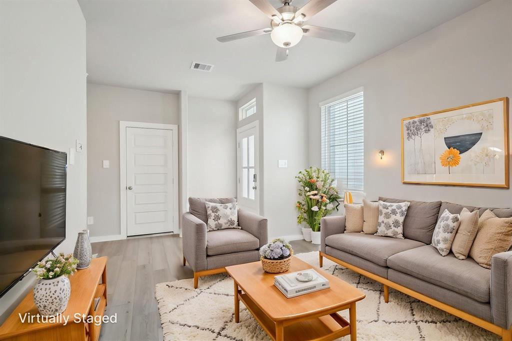 537 Morning Tide Lane, Kemah, Texas image 16
