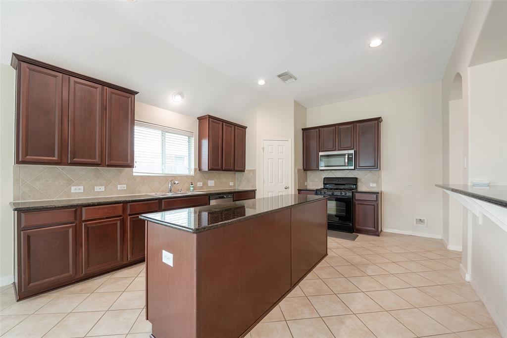 6007 Lamb Creek, Missouri City, Texas image 14