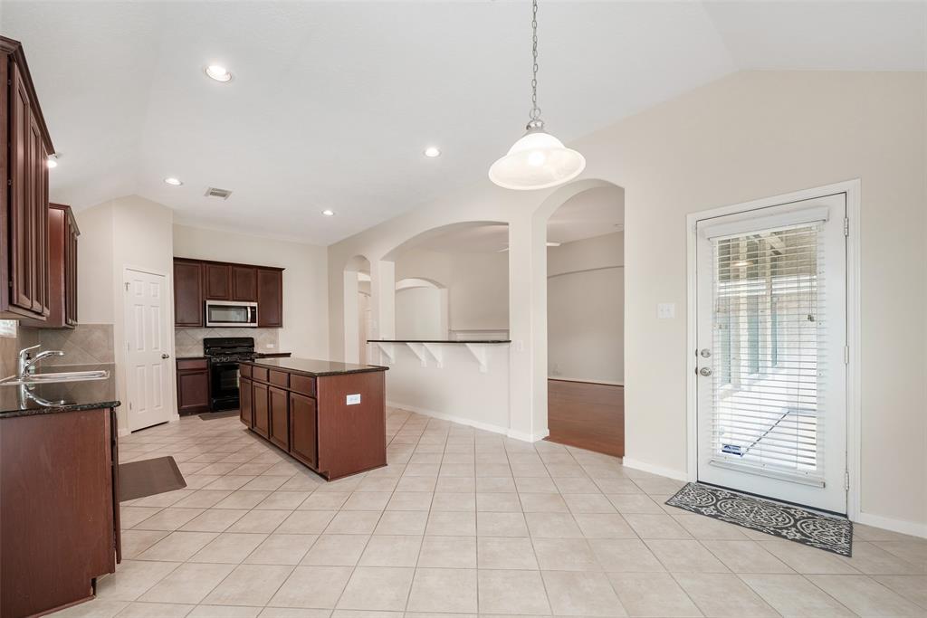 6007 Lamb Creek, Missouri City, Texas image 18