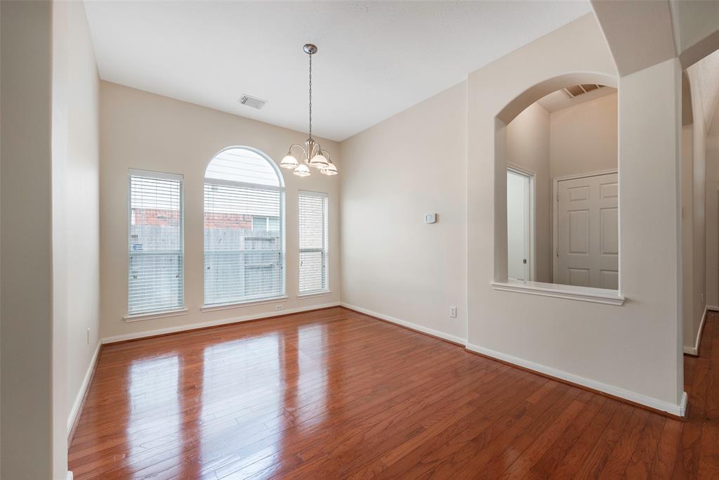 6007 Lamb Creek, Missouri City, Texas image 5