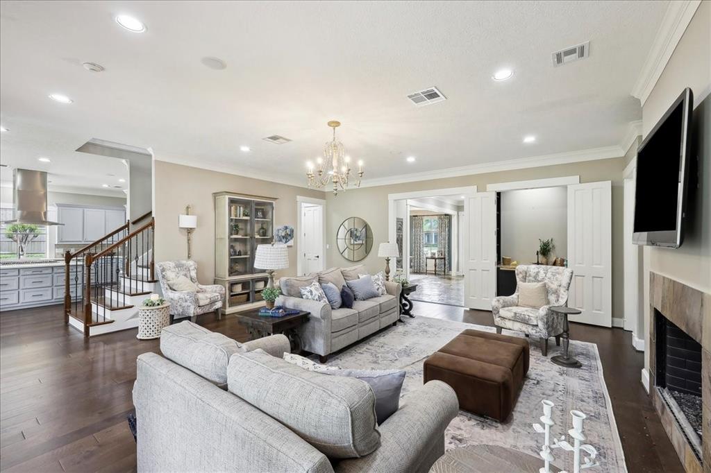 5150 Oakmont Drive, Beaumont, Texas image 9