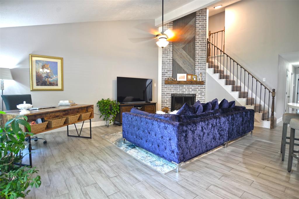 51 Hideaway Drive #51, Friendswood, Texas image 3