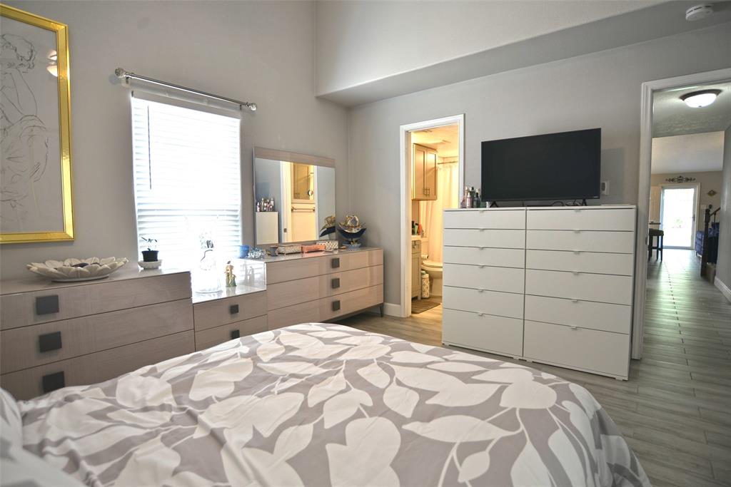 51 Hideaway Drive #51, Friendswood, Texas image 19