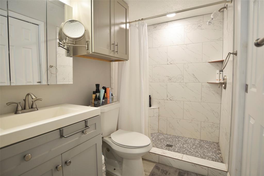 51 Hideaway Drive #51, Friendswood, Texas image 20