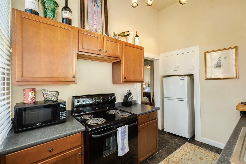 1823 Sealy Street, Galveston, Texas image 37