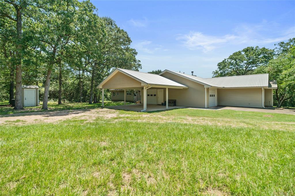 1009 Oakridge Road, Weimar, Texas image 29