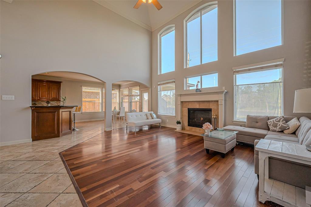 2213 Jernigan Ford, Dickinson, Texas image 10