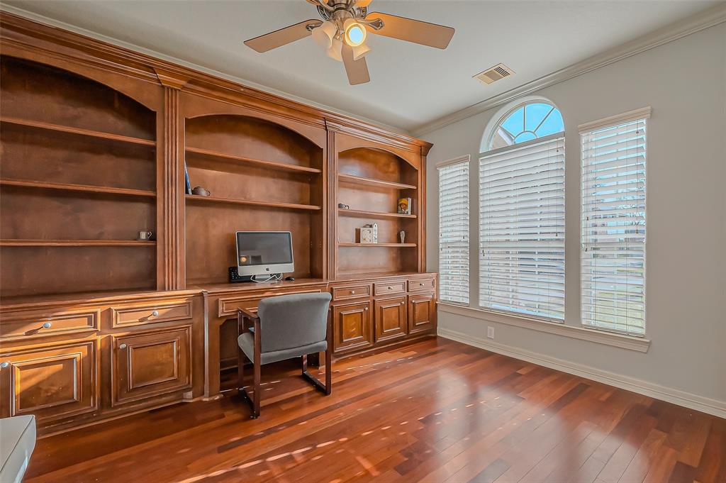 2213 Jernigan Ford