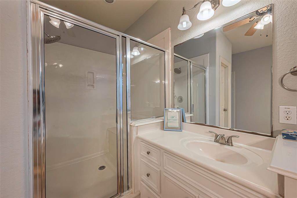 2213 Jernigan Ford, Dickinson, Texas image 15
