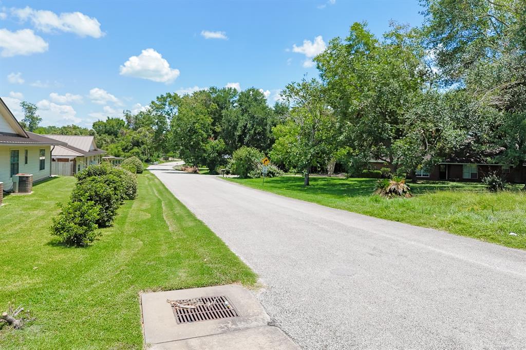 Gun And Rod Road, Brenham, Texas image 41