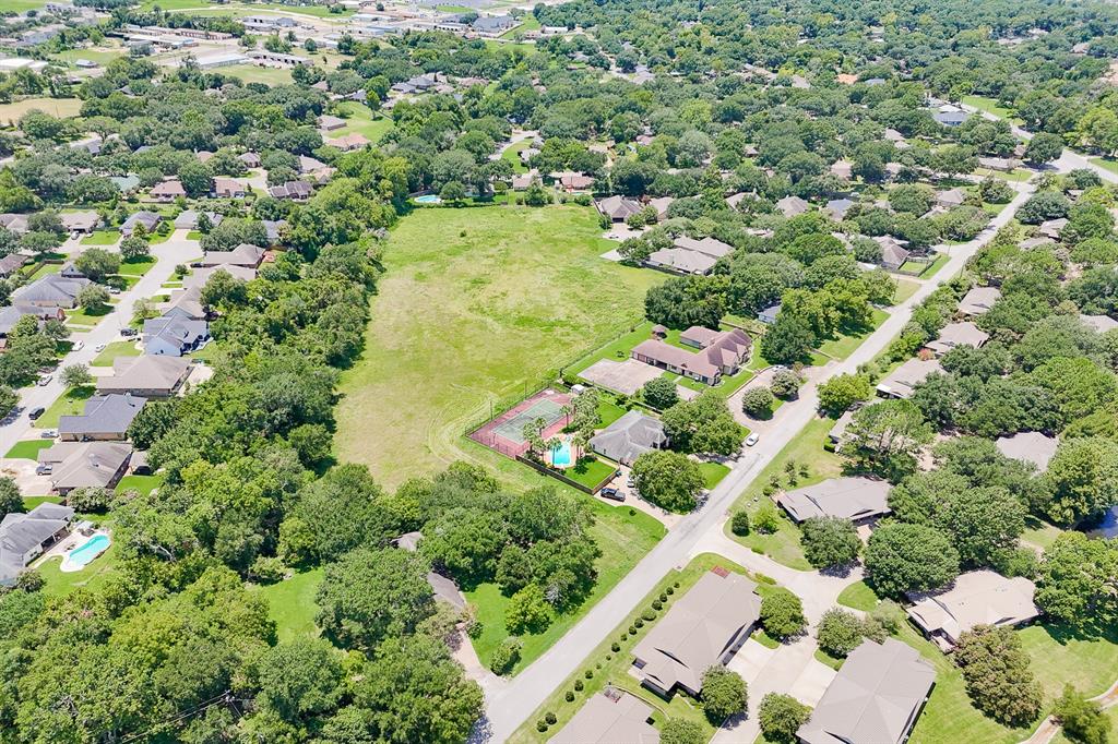 Gun And Rod Road, Brenham, Texas image 28