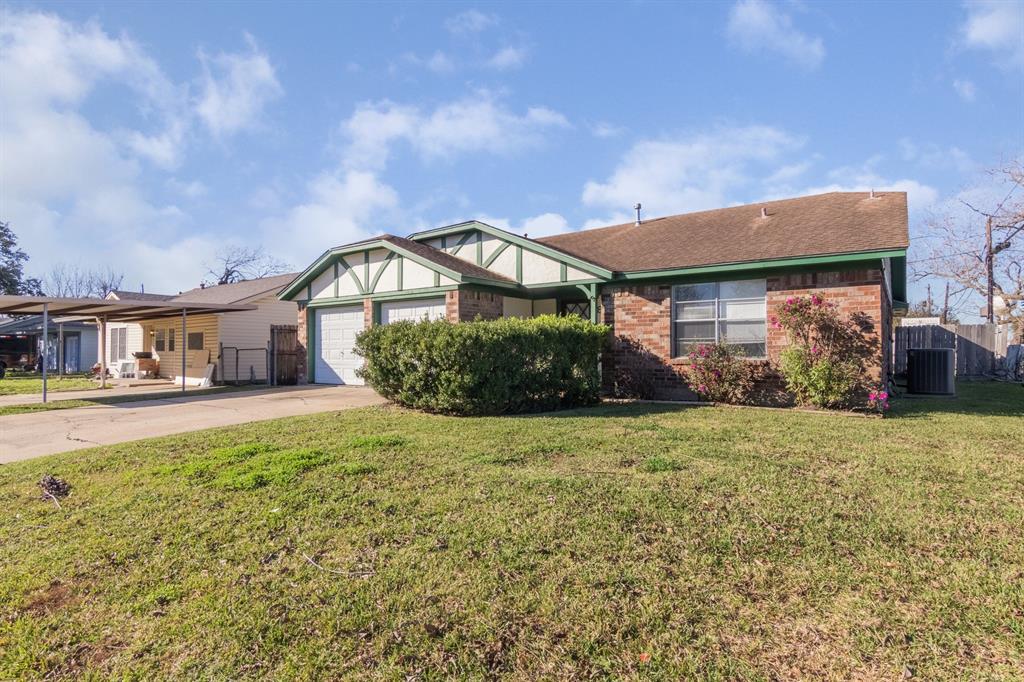 802 Grove Street, Deer Park, Texas image 3