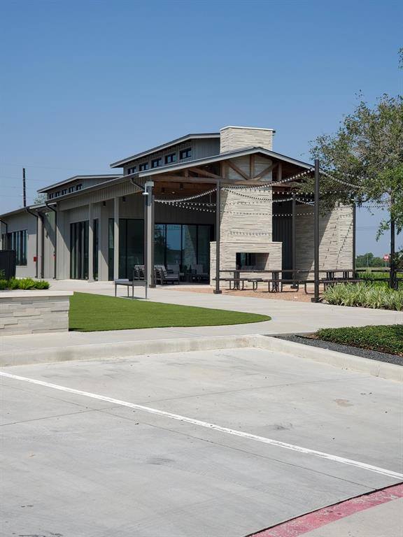 406 Mercury Sky Road, Richmond, Texas image 7