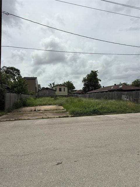 3326 Adair Street Houston TX 77004