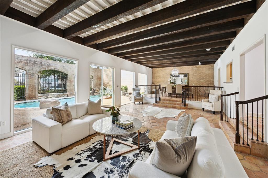 8 Woodstone Street, Houston, Texas image 10