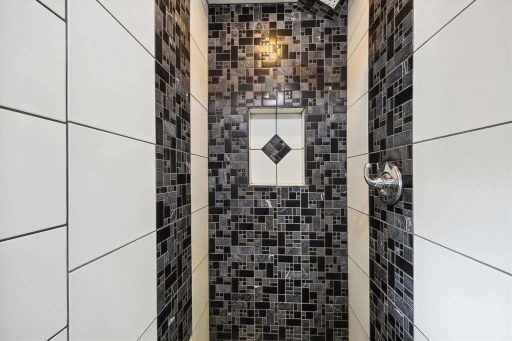 8 Woodstone Street, Houston, Texas image 21