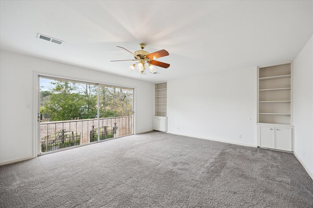 8 Woodstone Street, Houston, Texas image 22