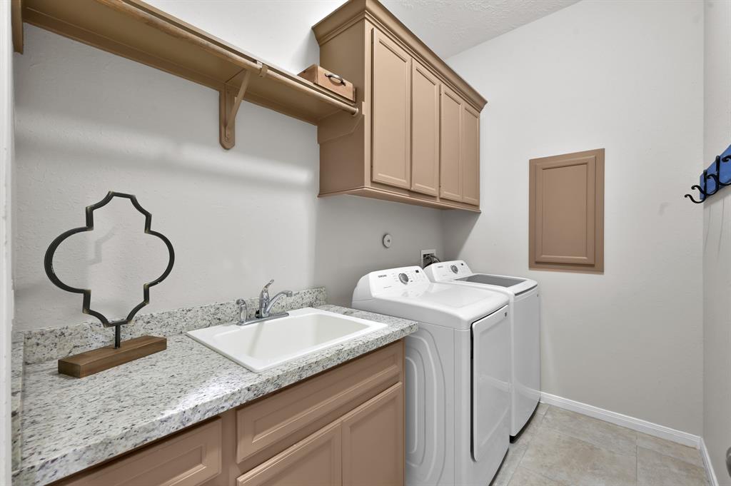 281 Berkley Drive, Montgomery, Texas image 32