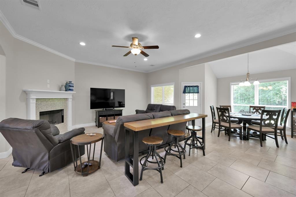 281 Berkley Drive, Montgomery, Texas image 12