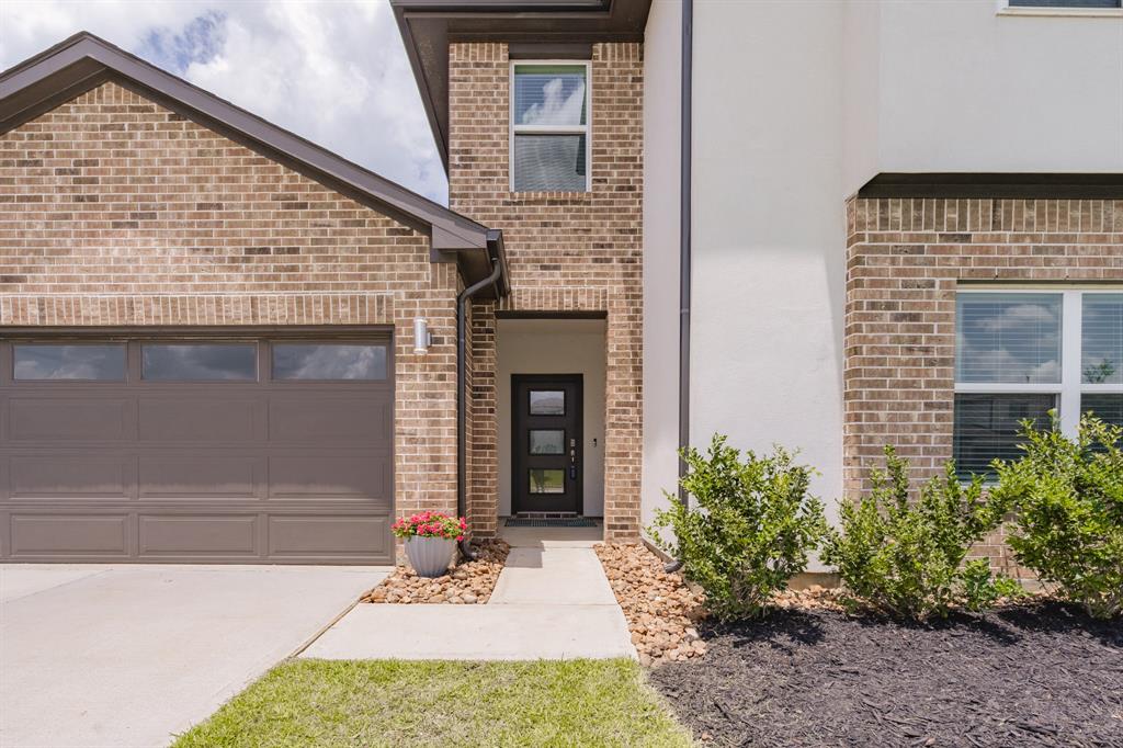 14205 Wonder Lake Lane