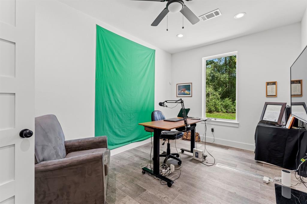 207 Fire Sky Road, Huntsville, Texas image 16