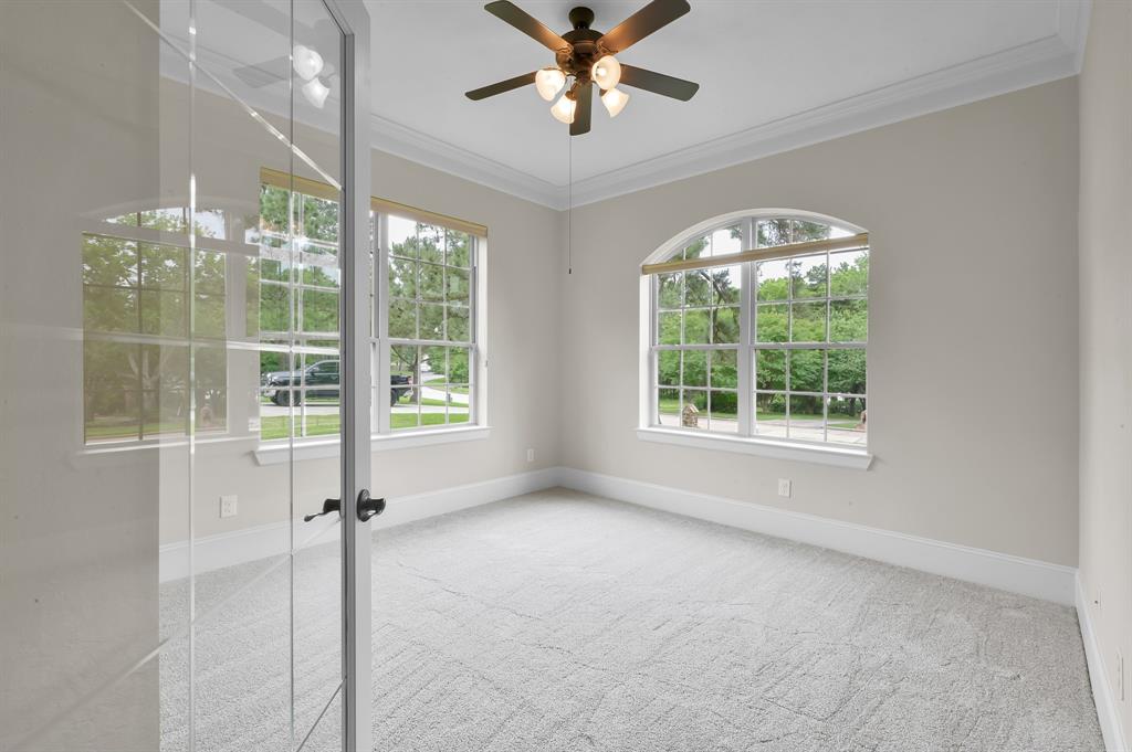 73 La Jolla Circle, Montgomery, Texas image 4