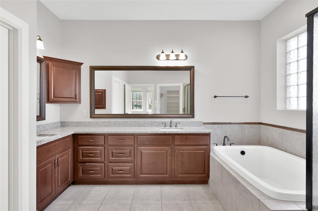 73 La Jolla Circle, Montgomery, Texas image 20
