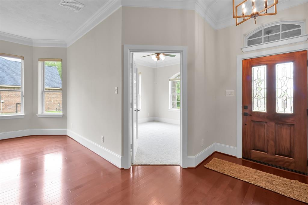 73 La Jolla Circle, Montgomery, Texas image 3