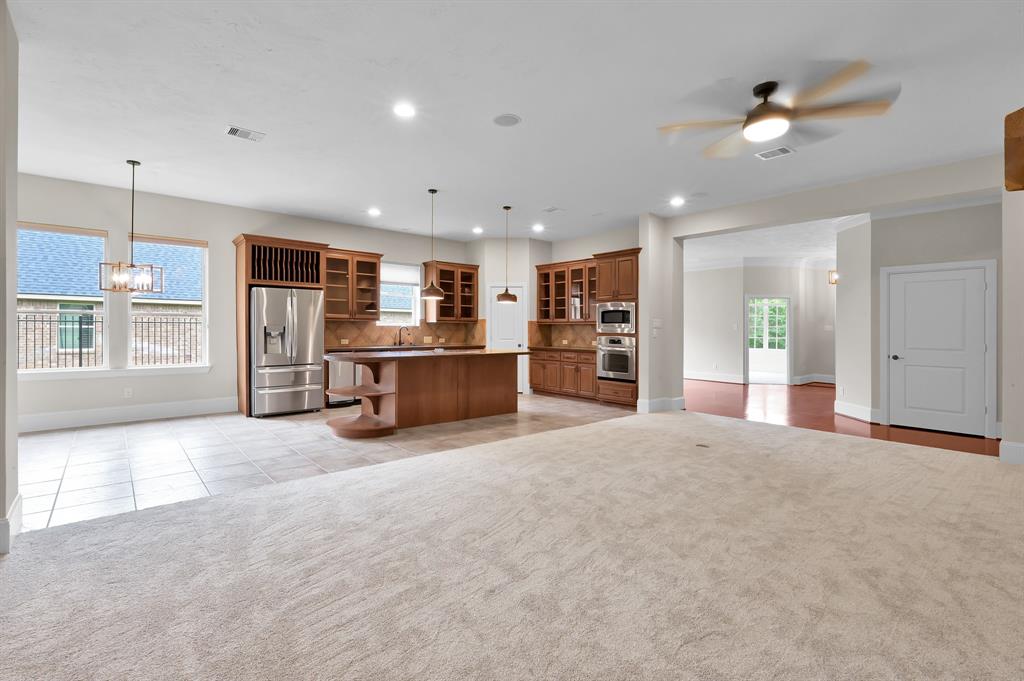 73 La Jolla Circle, Montgomery, Texas image 10