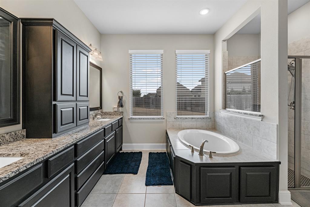18306 Whispering Sails Court, Cypress, Texas image 15