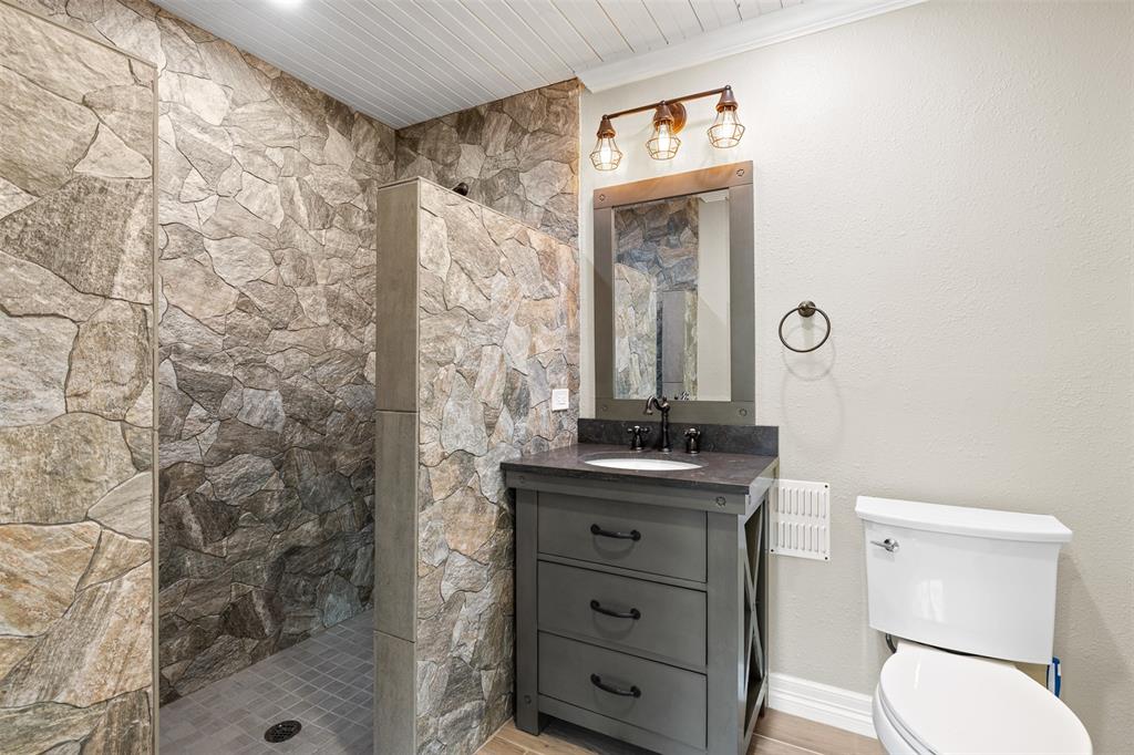 9249 Clyde Acord Road, Franklin, Texas image 11