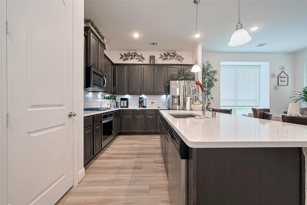 10139 Bayou Oaks Drive, Conroe, Texas image 11