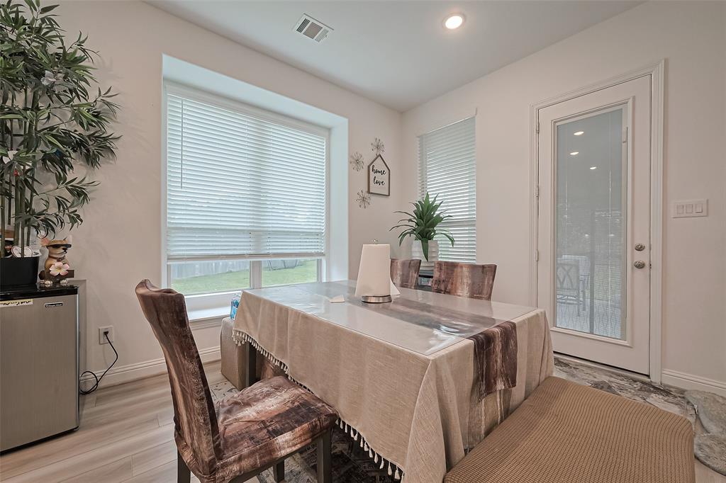 10139 Bayou Oaks Drive, Conroe, Texas image 13