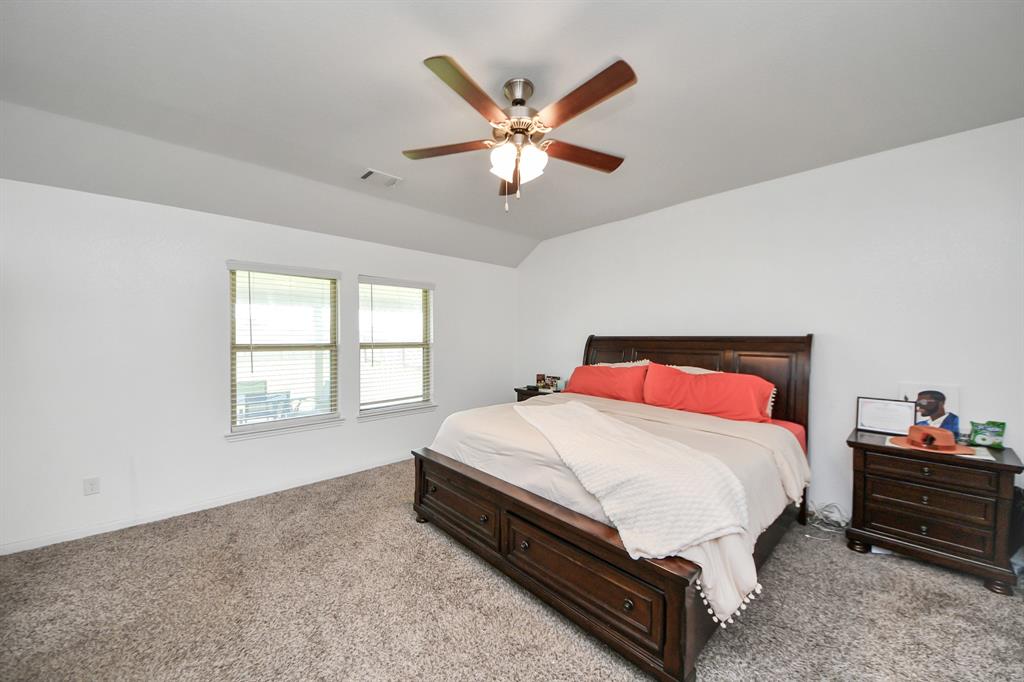 7215 Cypress Pin Oak Drive, Cypress, Texas image 13