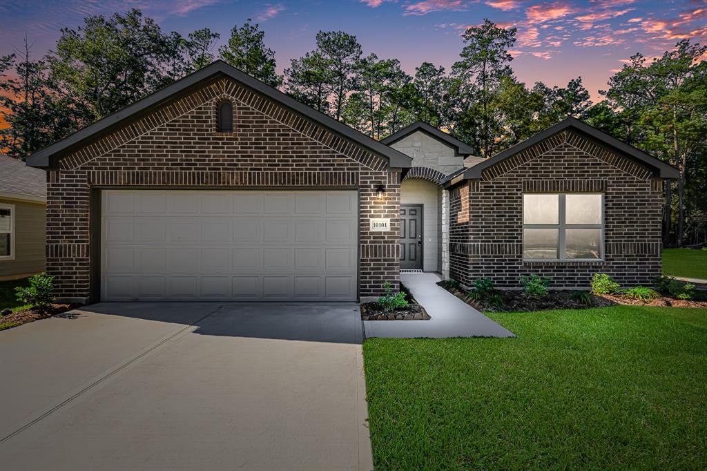 10049 Oakland Hills Drive, Cleveland, Texas image 1