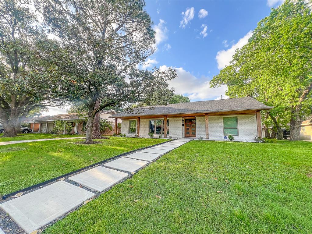 4322 Sarong Drive