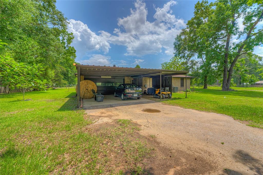 139 Lyford Ln, Livingston, Texas image 14