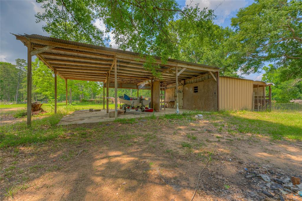 139 Lyford Ln, Livingston, Texas image 17