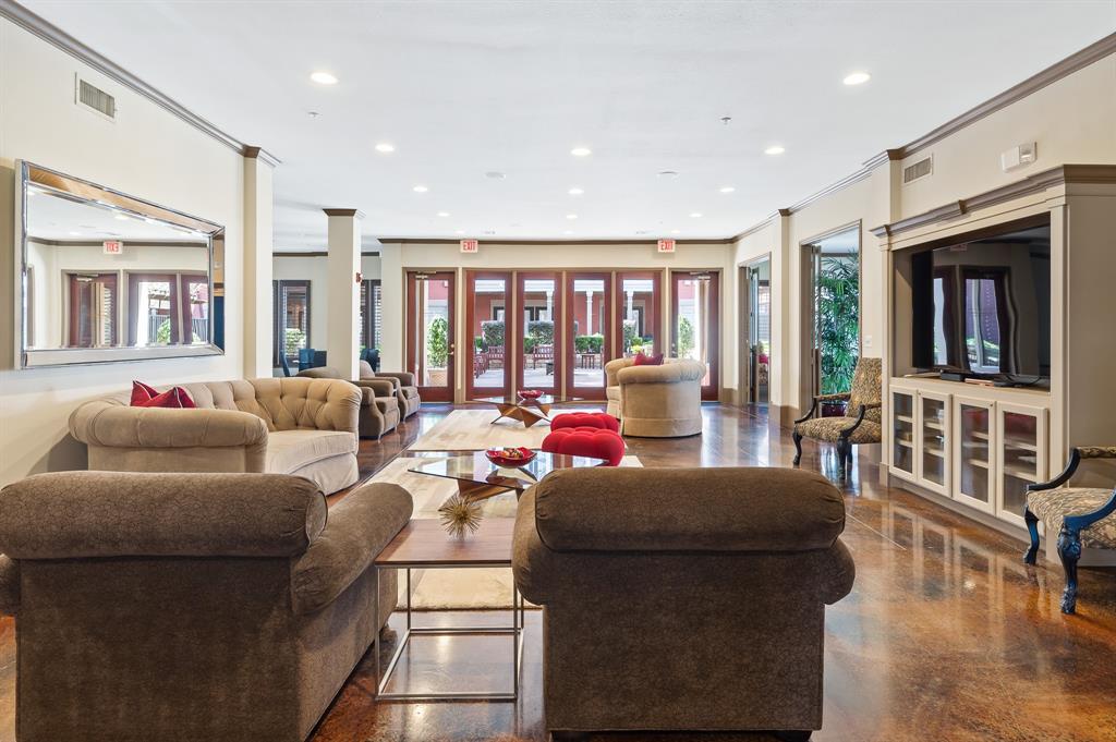 2400 Mccue Road 413