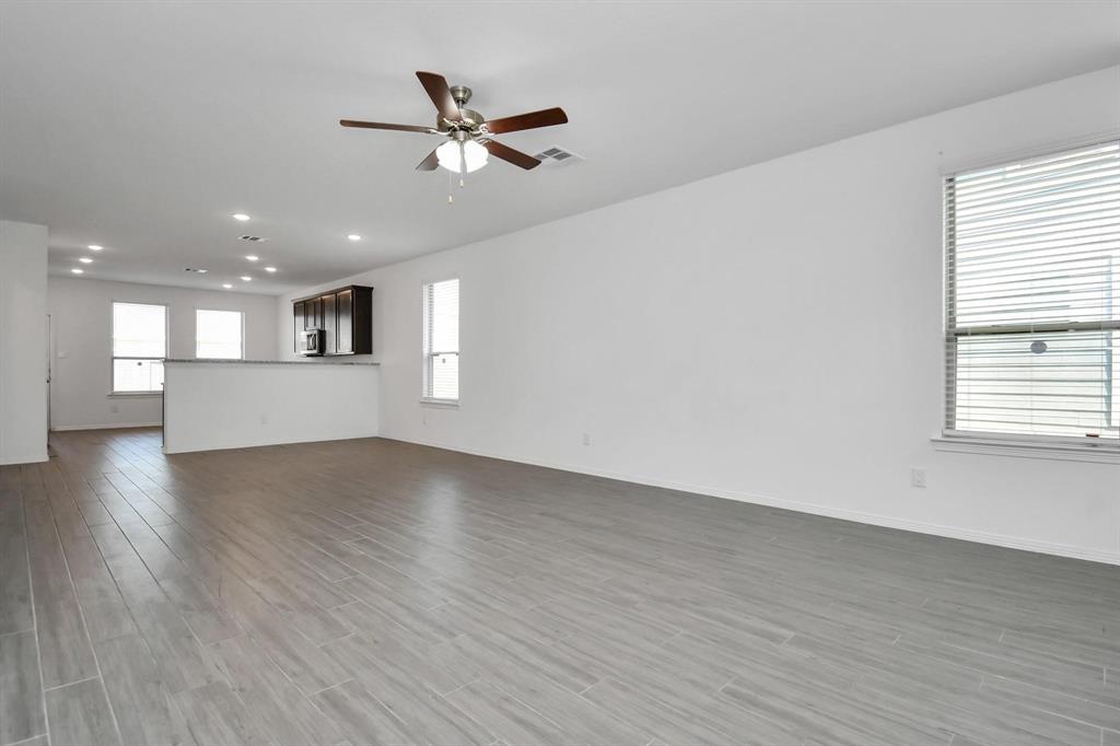 25489 Northpark Spruce Drive, Porter, Texas image 3