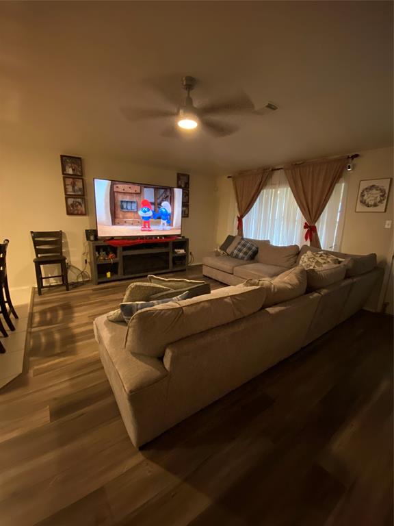 9603 Adobe Rose Drive, Humble, Texas image 18
