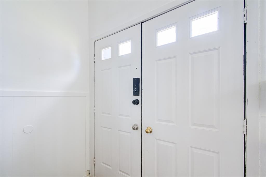 402 Tresvant Drive