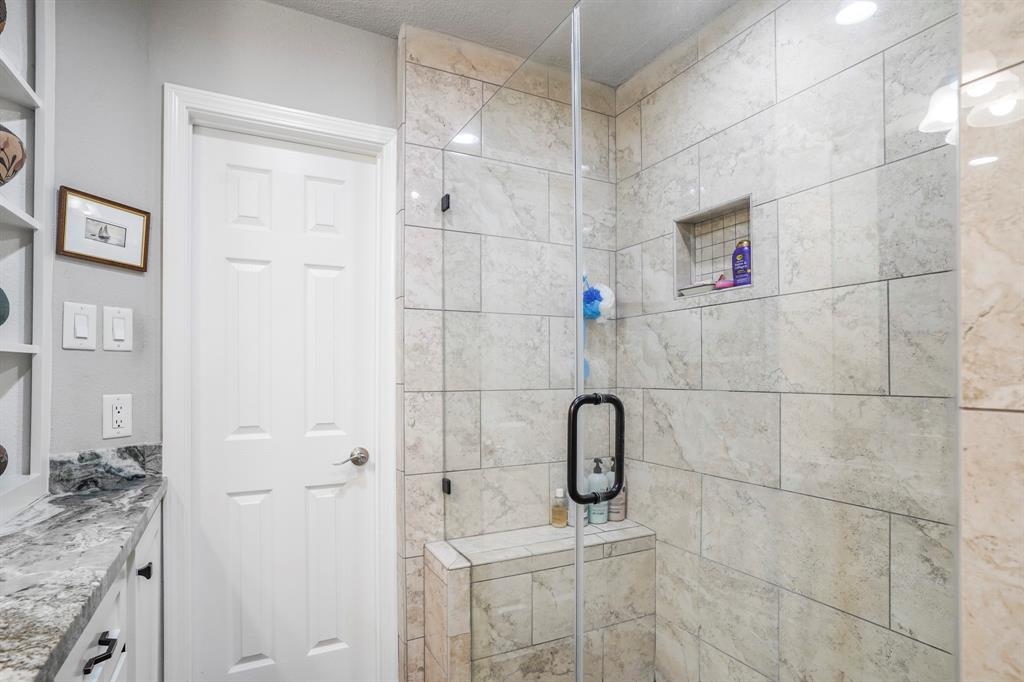 3303 Golden Trails Drive #109, Kingwood, Texas image 18