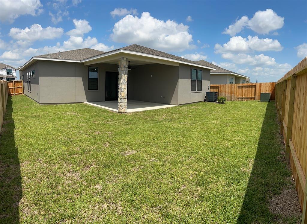 1812 Drover Lane, Rosenberg, Texas image 2