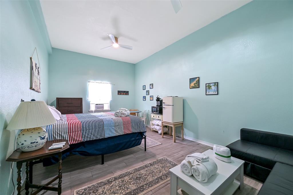 3908 Pirates Beach Circle, Galveston, Texas image 13