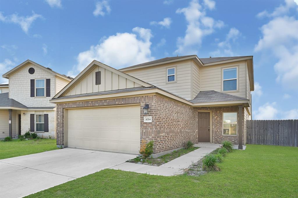 4354 Tulip Oak Drive