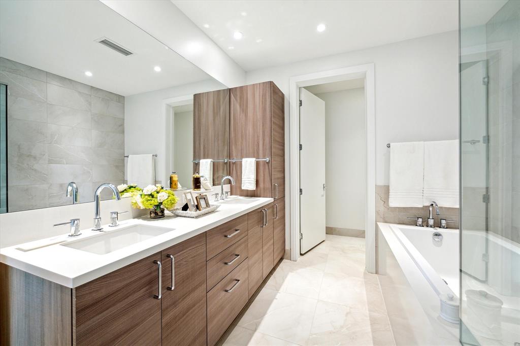 2323 W Main Street #204, Houston, Texas image 9