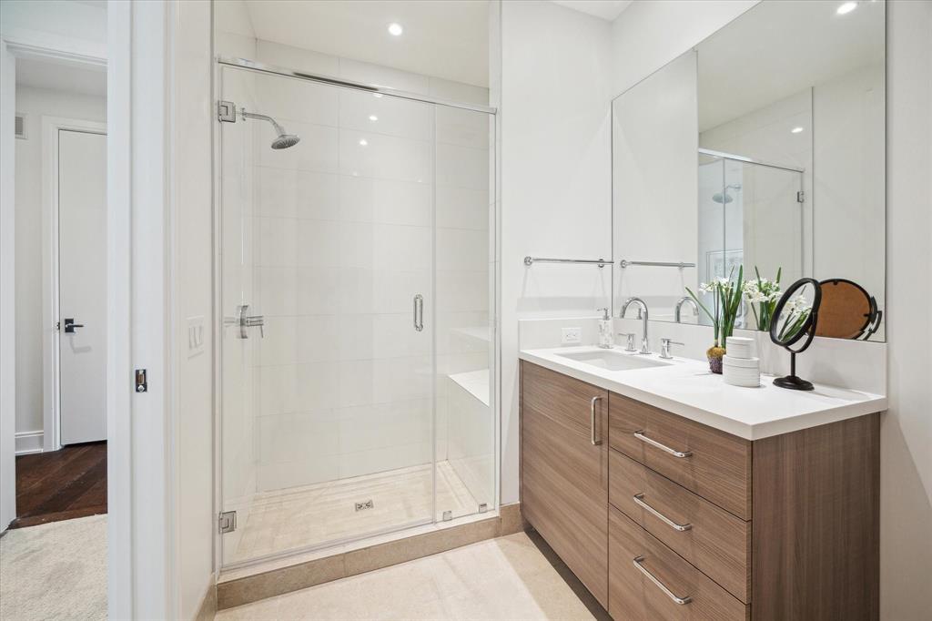 2323 W Main Street #204, Houston, Texas image 13