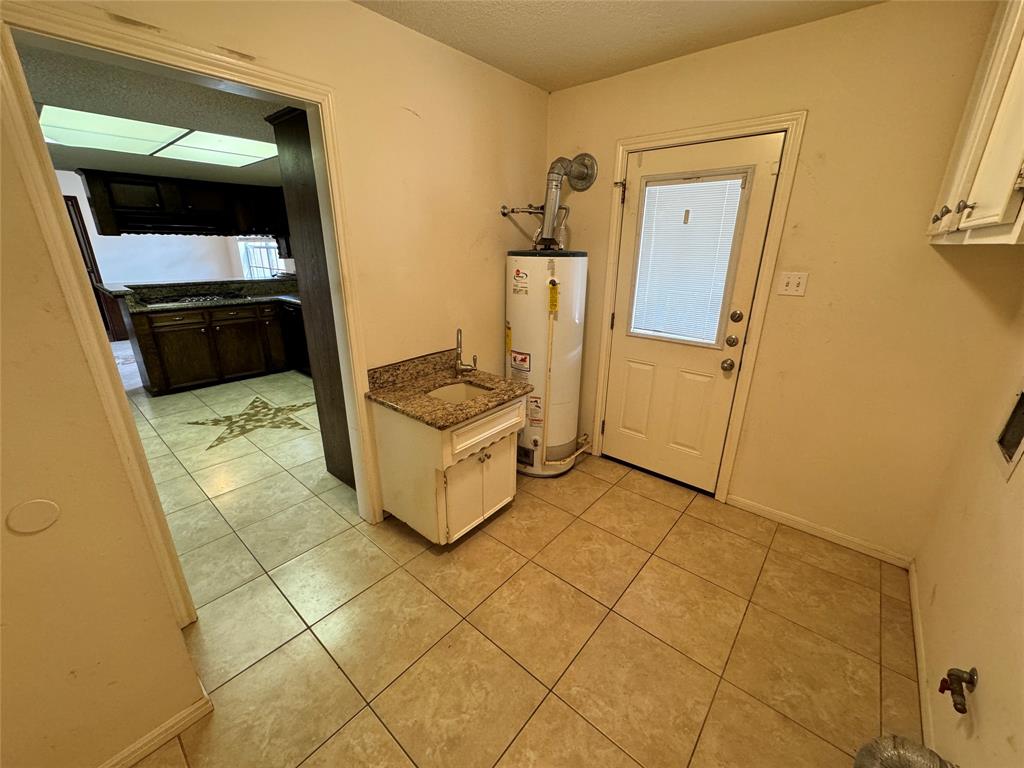 3815 Highpines Drive